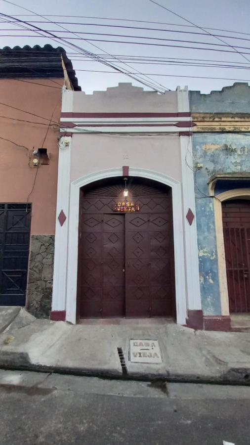 Casa Vieja Guest House Santa Ana Exterior photo